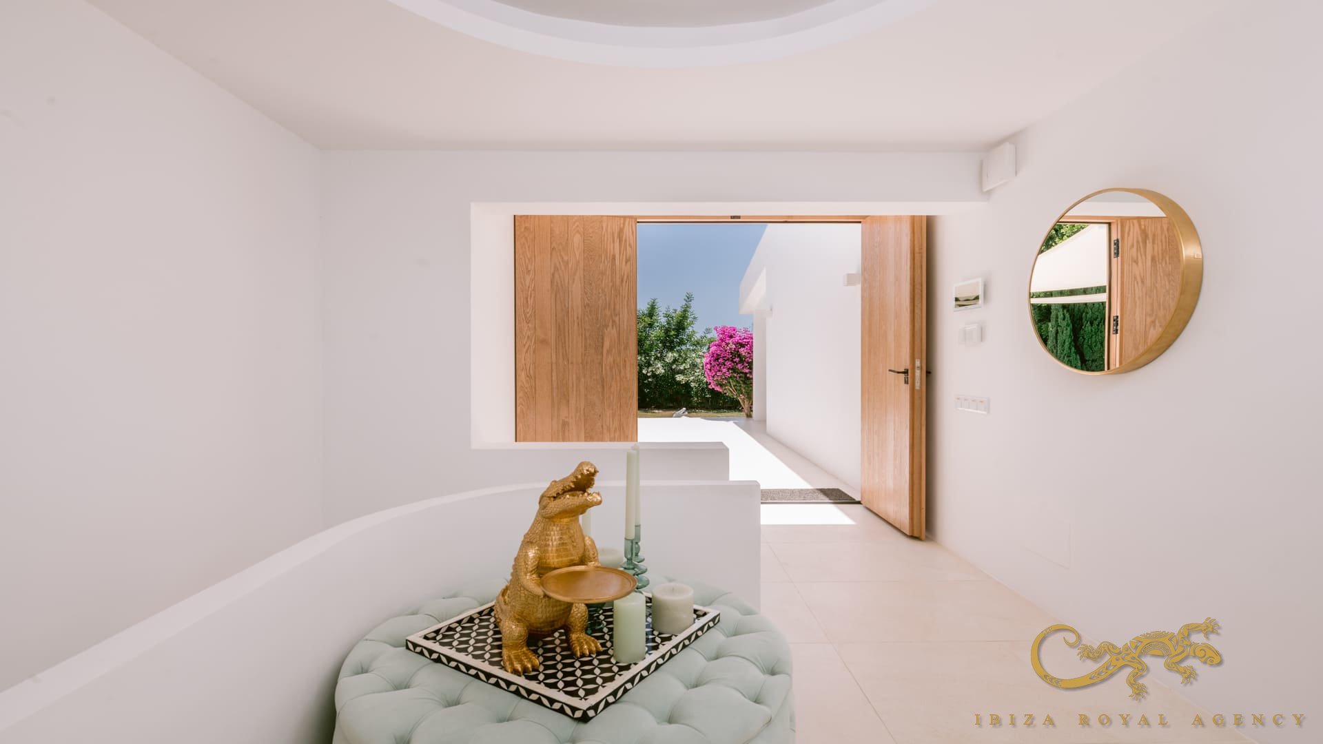 Villa à Jesus, Ibiza, Espagne 5 chambres, 450 m2 No. 130012