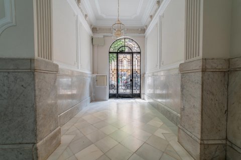 Продажа квартиры в Барселона, Испания 6 спален, 153м2 №122068 - фото 23