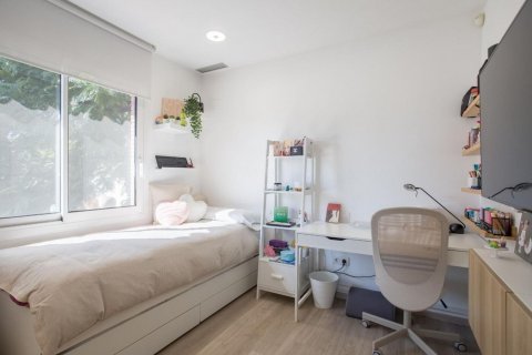 Villa pārdošanā Sant Vicenc De Montalt, Barcelona, Spānijā 5 istabas, 371 m2 Nr. 132816 - attēls 16