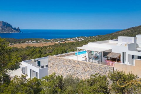 Townhouse for sale Cala Carbo, Ibiza, Spain 5 bedrooms, 330 sq.m. No. 130029 - photo 2