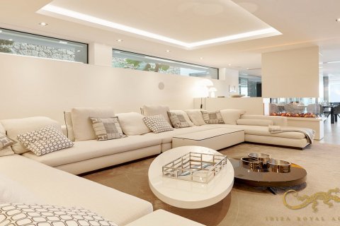 Villa for sale Santa Eulalia Del Rio, Ibiza, Spain 5 bedrooms, 1039 sq.m. No. 130022 - photo 24