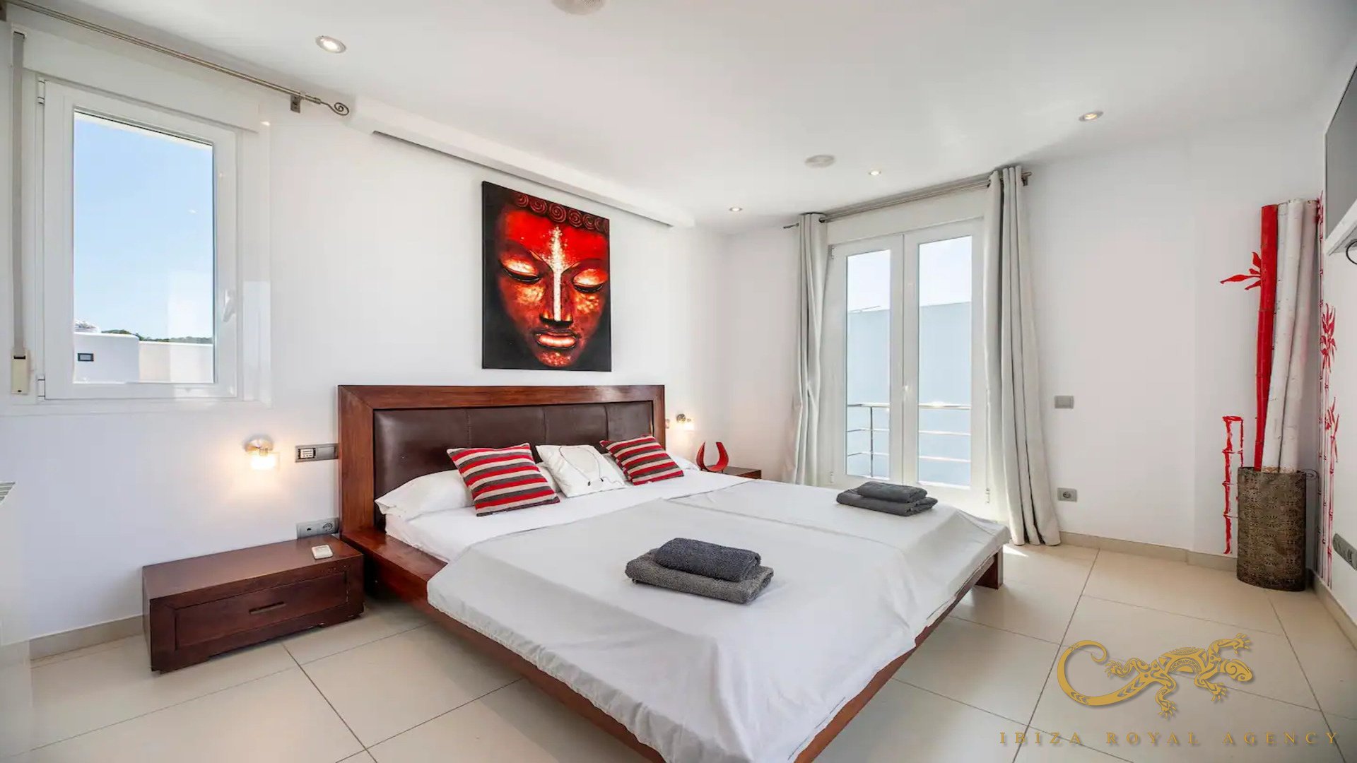 Villa a Jesus, Ibiza, Spagna 5 camere da letto, 400 mq. N° 130024