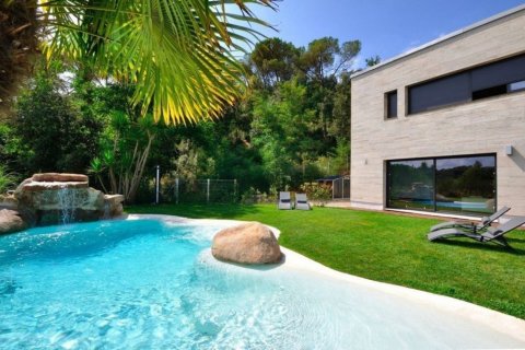 Продажа виллы Вальроманес, Барселона, Испания 3 спальни, 635м2 №132797 - фото 2