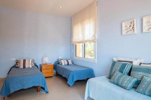 Продажа дома в Тамариу, Герона, Испания 4 спальни, 226м2 №120451 - фото 16