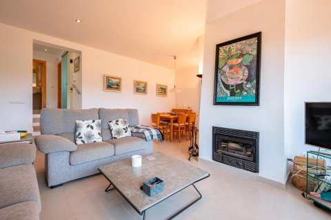 Продажа дома в Тамариу, Герона, Испания 4 спальни, 226м2 №120451 - фото 10