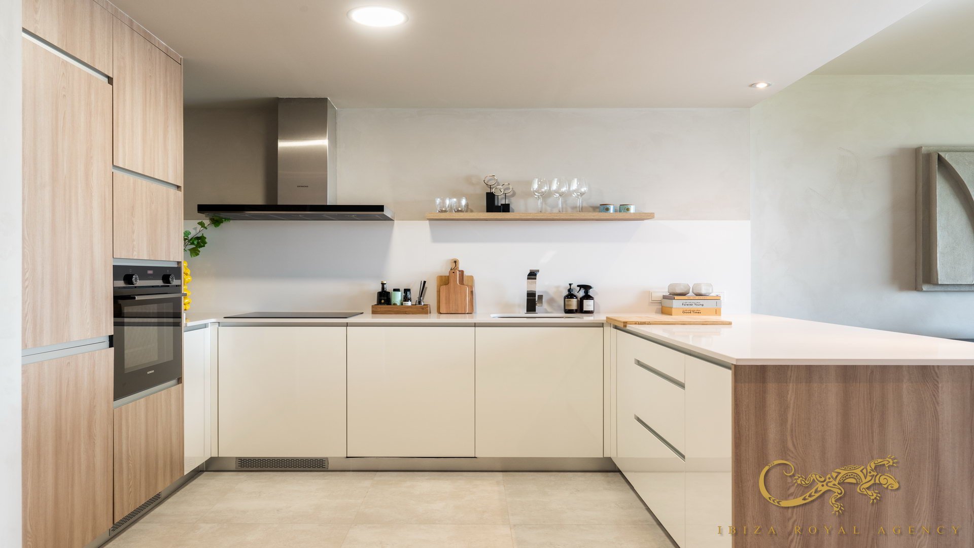 Apartment in San Antonio De Portmany, Ibiza, Spain 2 bedrooms, 80 sq.m. No. 129989