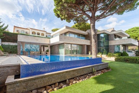 Villa zum Verkauf Castell-Platja d'Aro, Girona, Spanien 4 Schlafzimmer, 837 m2 Nr. 132838 - Foto 4