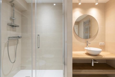 Wohnung zum Verkauf Sants-Montjuic, Barcelona, Spanien 2 Schlafzimmer, 83 m2 Nr. 122046 - Foto 17