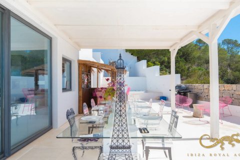 Townhouse for sale Cala Carbo, Ibiza, Spain 5 bedrooms, 330 sq.m. No. 130029 - photo 6