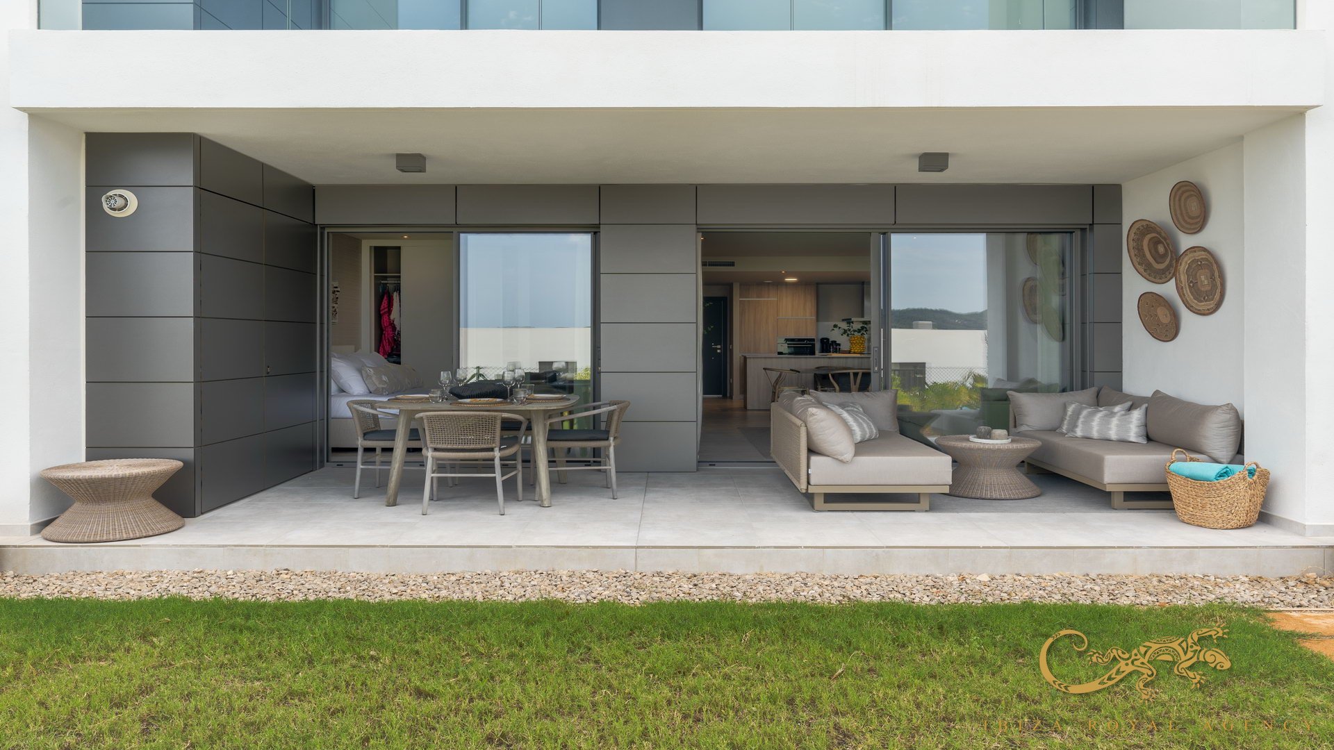 Apartment in San Antonio De Portmany, Ibiza, Spain 2 bedrooms, 80 sq.m. No. 129989