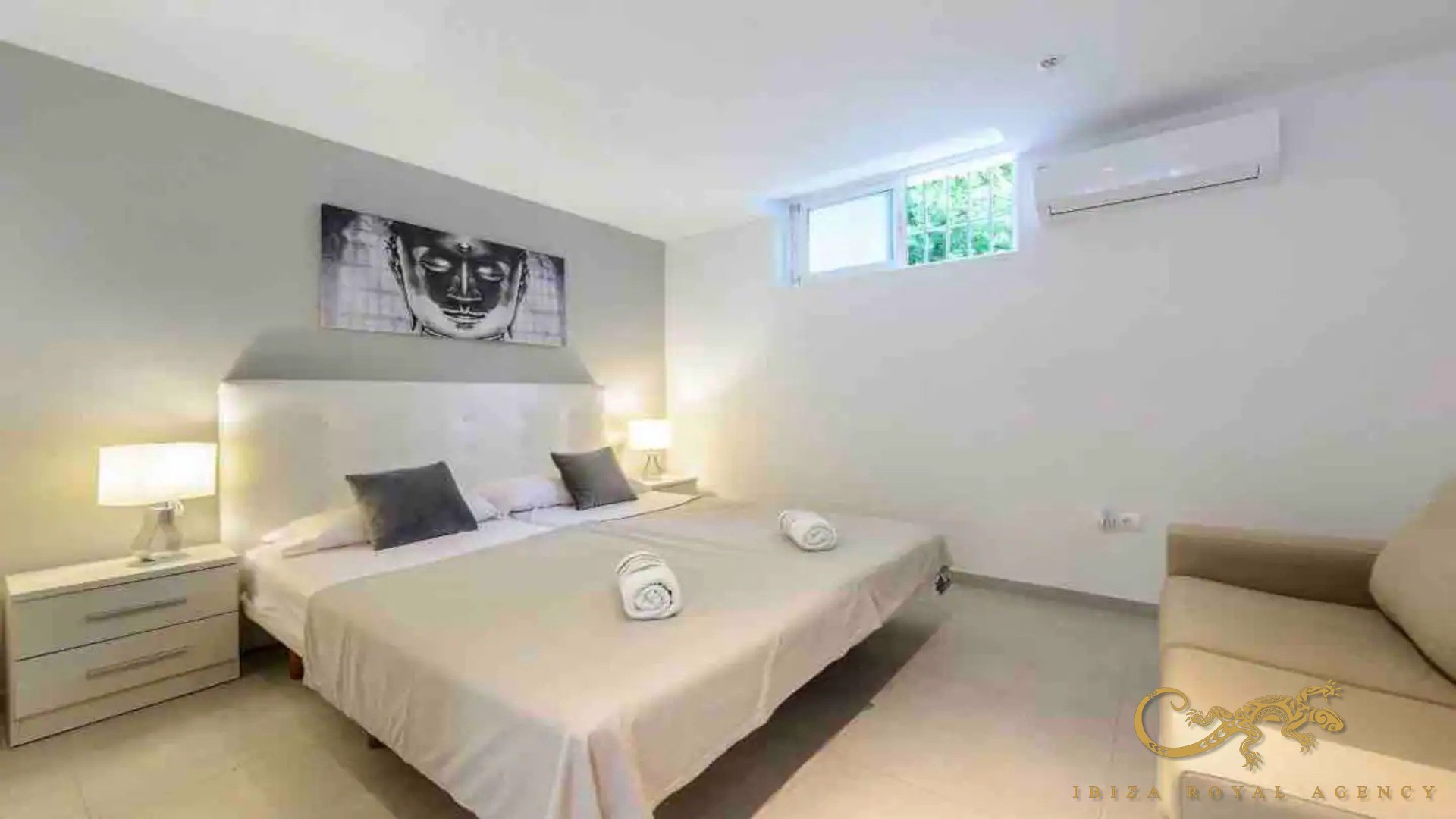 Villa a Jesus, Ibiza, Spagna 5 camere da letto, 400 mq. N° 130024