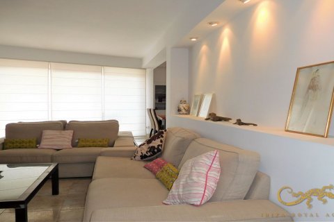 Apartment for sale Ibiza town, Ibiza, Spain 3 bedrooms, 107 sq.m. No. 129988 - photo 4