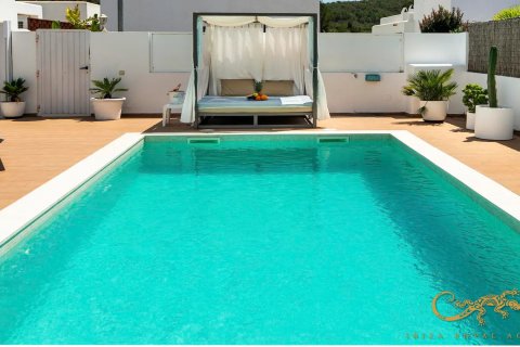 Villa for sale Jesus, Ibiza, Spain 5 bedrooms, 400 sq.m. No. 130024 - photo 4
