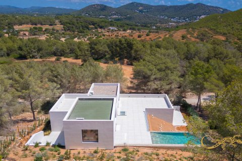 Villa for sale Roca Llisa, Ibiza, Spain 4 bedrooms, 498 sq.m. No. 130027 - photo 14