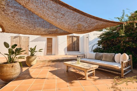 Finca till salu Santa Gertrudis De Fruitera, Ibiza, Spanien 8 sovrum, 760 kvm. Nr. 130010 - foto 9