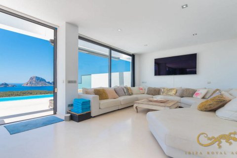 Townhouse for sale Cala Carbo, Ibiza, Spain 5 bedrooms, 330 sq.m. No. 130029 - photo 10