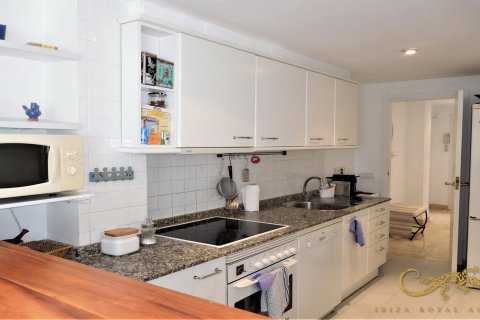 Apartment for sale Ibiza town, Ibiza, Spain 3 bedrooms, 107 sq.m. No. 129988 - photo 16