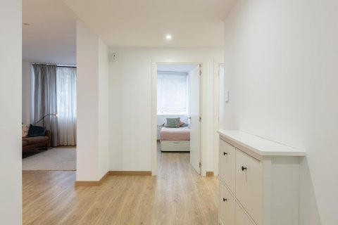 Wohnung zum Verkauf Sants-Montjuic, Barcelona, Spanien 2 Schlafzimmer, 83 m2 Nr. 122046 - Foto 9