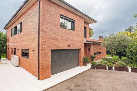 Продажа виллы Сан-Кугат-дель-Вальес, Барселона, Испания 5 спален, 402м2 №132868 - фото 29