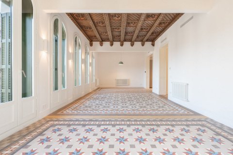 Huoneisto myytävänä Ciutat Vella, Barcelona, Espanja, 2 makuuhuonetta, 163 m2 No. 124717 - kuva 6