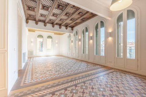 Huoneisto myytävänä Ciutat Vella, Barcelona, Espanja, 2 makuuhuonetta, 163 m2 No. 124717 - kuva 8