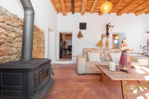 Finca for sale San Mateu D'albarca, Ibiza, Spain 189 sq.m. No. 130011 - photo 13