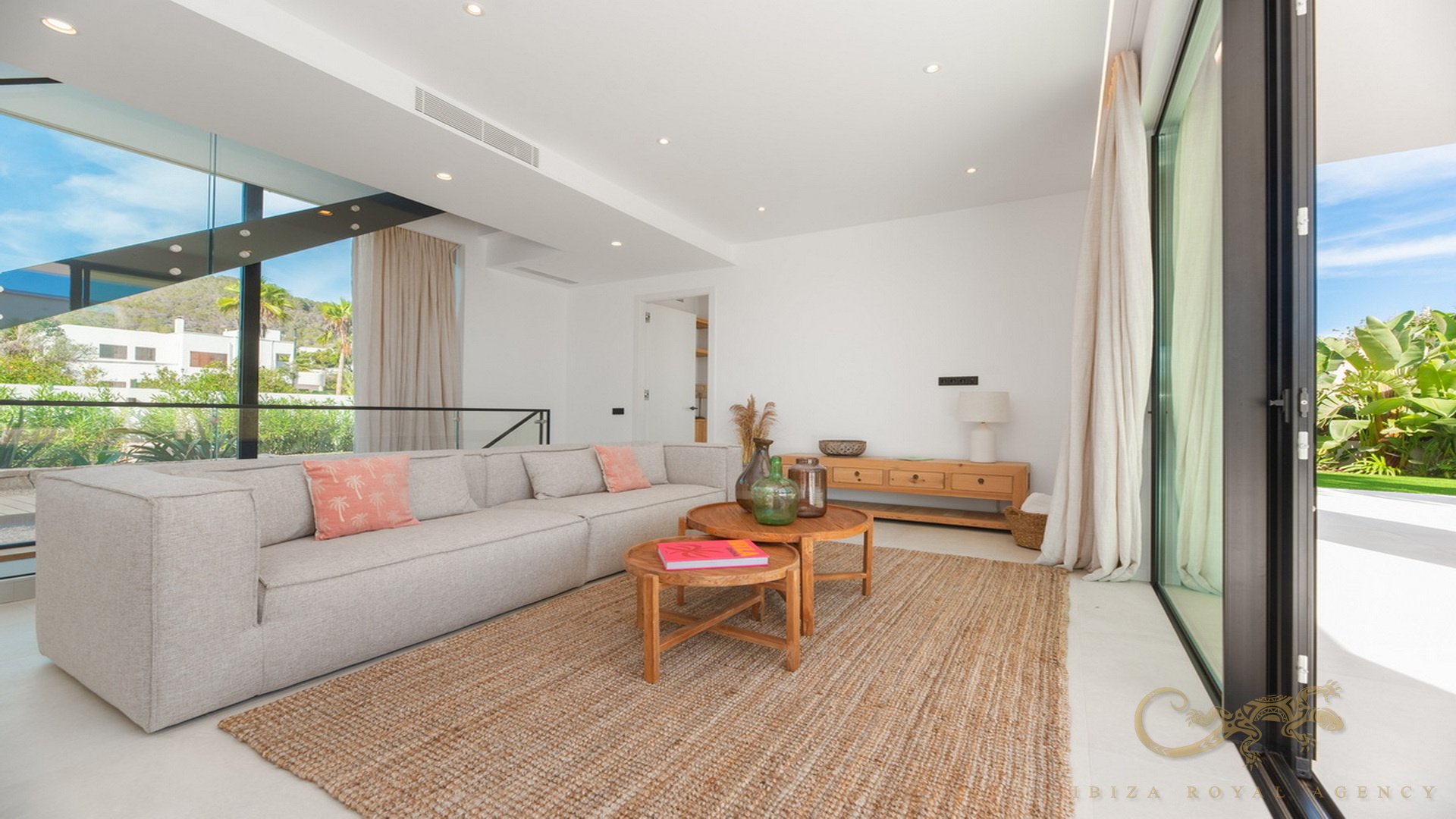 Villa en Sa Carroca, Ibiza, España 4 dormitorios, 284 m2 No. 130020