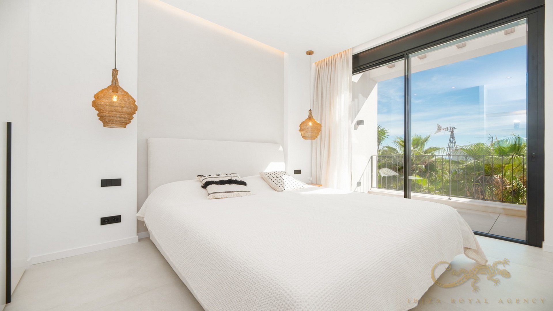Villa en Sa Carroca, Ibiza, España 4 dormitorios, 284 m2 No. 130020