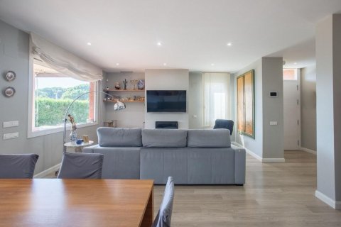 Villa pārdošanā Sant Vicenc De Montalt, Barcelona, Spānijā 5 istabas, 371 m2 Nr. 132816 - attēls 9