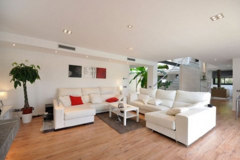 Продажа виллы Вальроманес, Барселона, Испания 3 спальни, 635м2 №132797 - фото 5