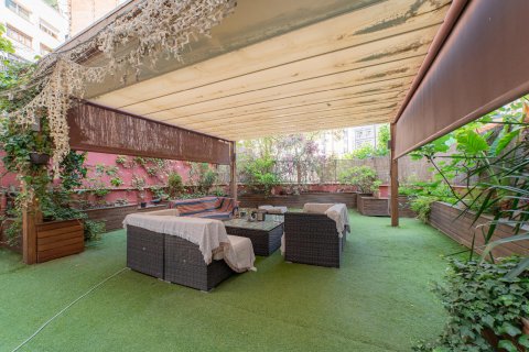 Продажа квартиры в Барселона, Испания 6 спален, 153м2 №122068 - фото 20