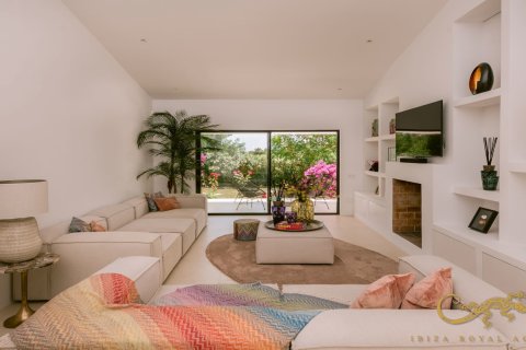 Villa for sale Jesus, Ibiza, Spain 5 bedrooms, 450 sq.m. No. 130012 - photo 11