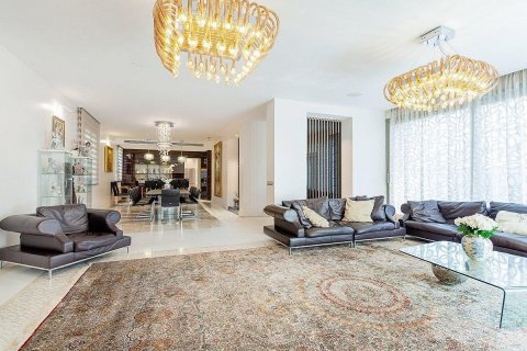 Villa zum Verkauf Castell-Platja d'Aro, Girona, Spanien 4 Schlafzimmer, 837 m2 Nr. 132838 - Foto 8