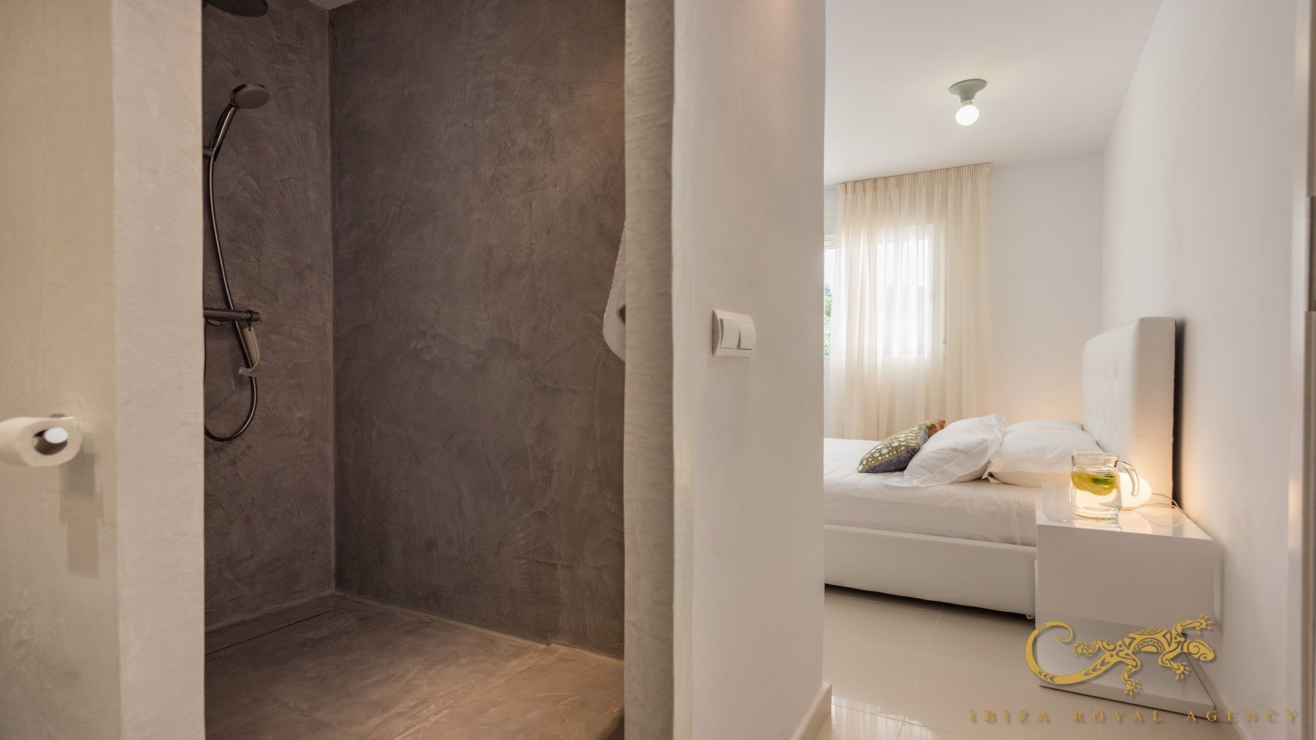Villa à Cala Vadella, Ibiza, Espagne 6 chambres, 461 m2 No. 130013