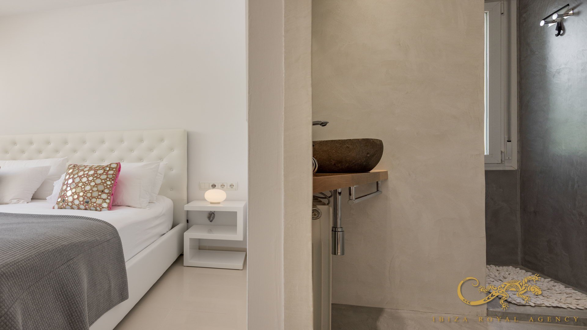 Villa à Cala Vadella, Ibiza, Espagne 6 chambres, 461 m2 No. 130013