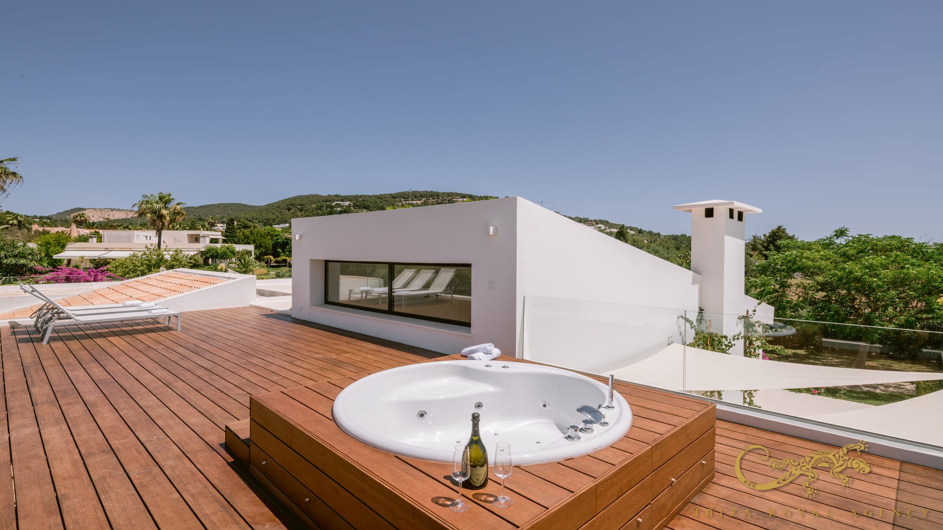 Villa à Jesus, Ibiza, Espagne 5 chambres, 450 m2 No. 130012