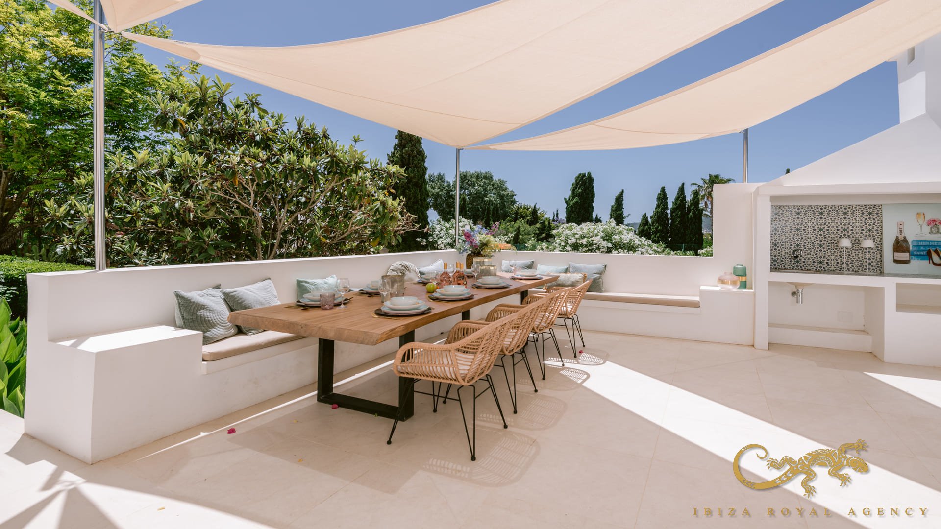 Villa à Jesus, Ibiza, Espagne 5 chambres, 450 m2 No. 130012