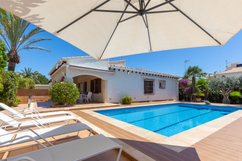 Villa for sale Alicante, Spain 4 bedrooms, 168 sq.m. No. 122607 - photo 4