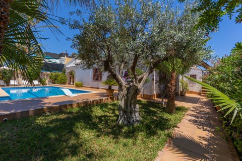 Villa for sale Alicante, Spain 4 bedrooms, 168 sq.m. No. 122607 - photo 15