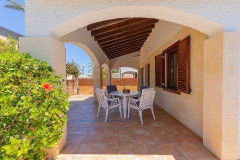 Villa for sale Alicante, Spain 4 bedrooms, 168 sq.m. No. 122607 - photo 20