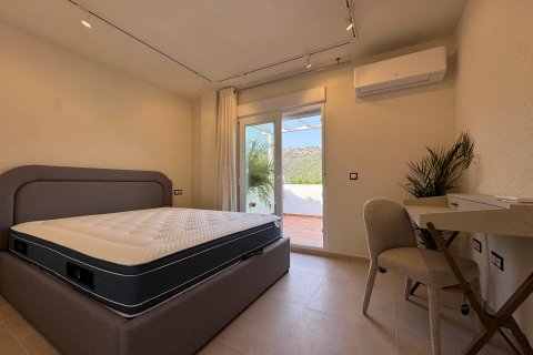 Bliźniak Benahavis, Malaga, Hiszpania 1 sypialnia, 85 mkw. nr 130699 – zdjęcie 17