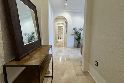 Bliźniak Benahavis, Malaga, Hiszpania 1 sypialnia, 85 mkw. nr 130699 – zdjęcie 15