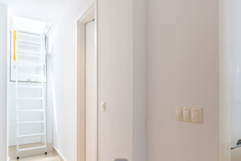 Penthauss pārdošanā Fuengirola, Malaga, Spānijā 2 istabas, 56 m2 Nr. 130698 - attēls 8