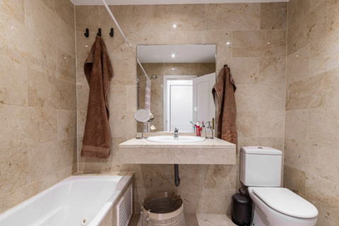 Dzīvoklis pārdošanā Benalmadena, Malaga, Spānijā 2 istabas, 74 m2 Nr. 130701 - attēls 12