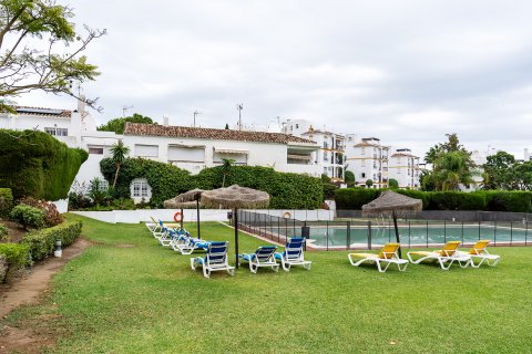 Apartment for sale Estepona, Malaga, Spain 2 bedrooms, 95 sq.m. No. 130700 - photo 21