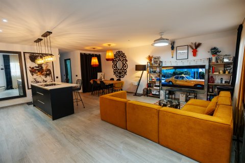 Apartment for sale Estepona, Malaga, Spain 2 bedrooms, 95 sq.m. No. 130700 - photo 10