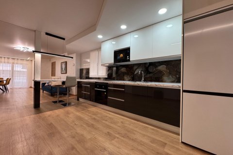 Apartment for sale Torrevieja, Alicante, Spain 3 bedrooms, 108 sq.m. No. 127310 - photo 7