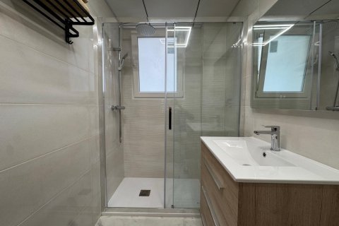 Apartment for sale Torrevieja, Alicante, Spain 3 bedrooms, 108 sq.m. No. 127310 - photo 25