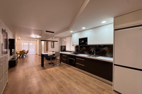 Apartment for sale Torrevieja, Alicante, Spain 3 bedrooms, 108 sq.m. No. 127310 - photo 1