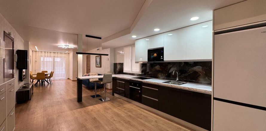 Apartment Torrevieja, Alicante, Spain 3 bedrooms, 108 sq.m. No. 127310